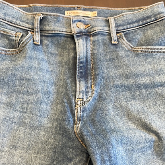 Levi’s 720 High Rise Super Skinny - Picture 5 of 8
